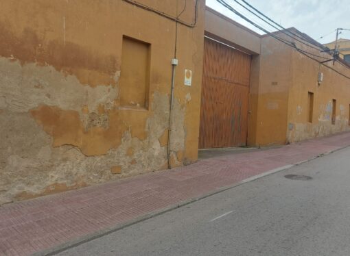 De moment, Can Trachsler serà un aparcament