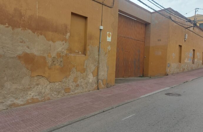 De moment, Can Trachsler serà un aparcament