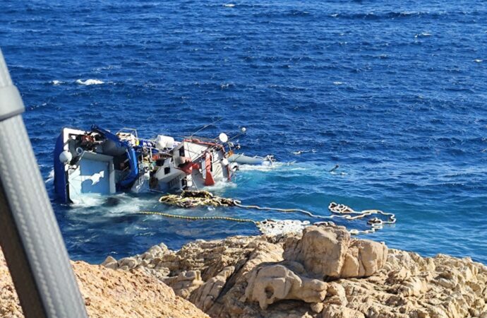 Cinc dies després encara està enfonsat