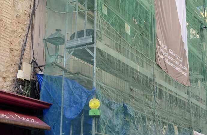 Pas de gegant en les polítiques d’habitatge